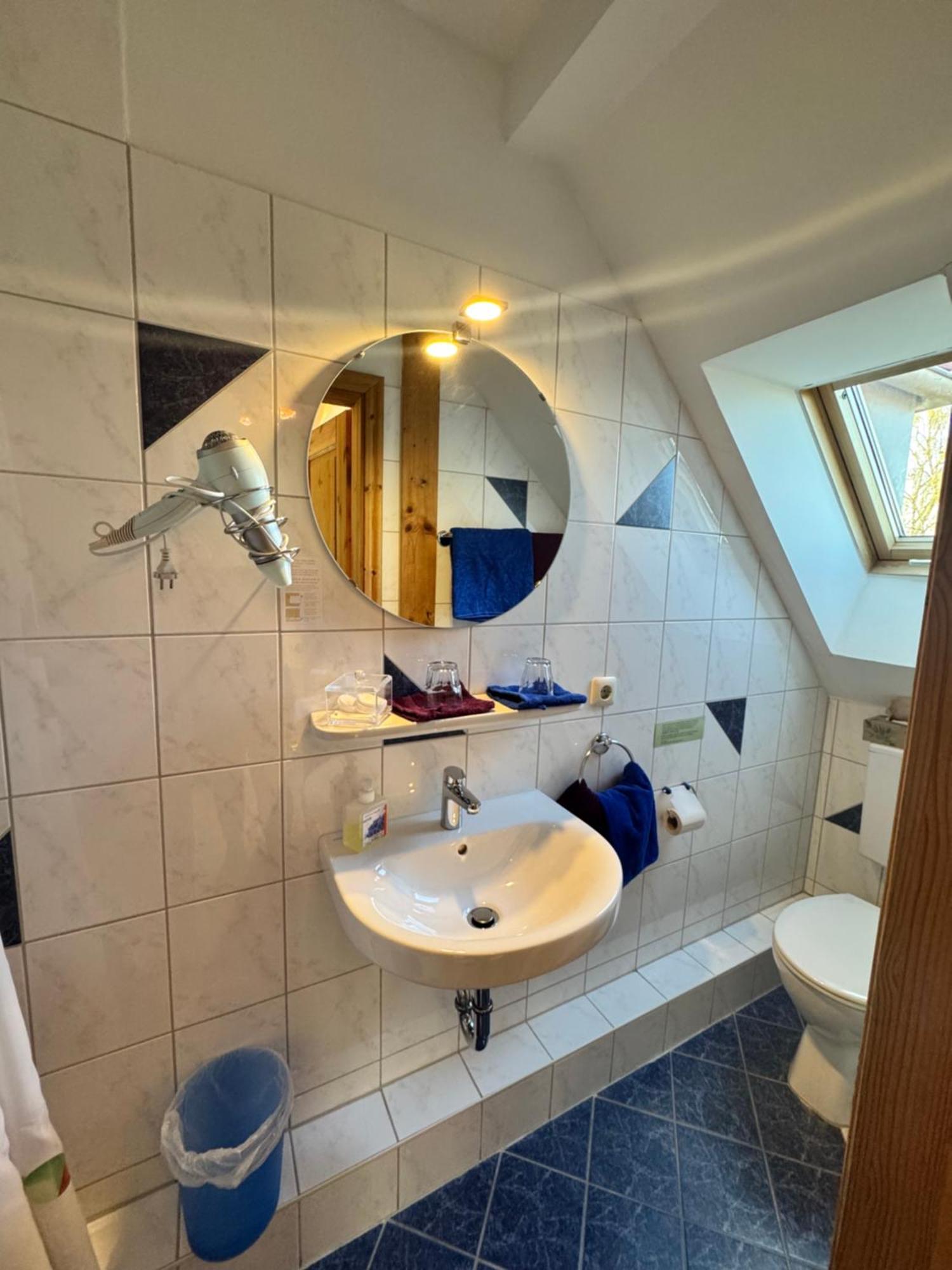 Hotel Gruenwald Ансбах Екстериор снимка